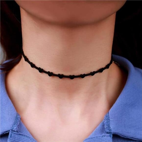 Black Necklaces for Women, Adjustable Layered Velvet Leather Lace - Picture 3 of 7